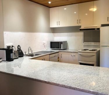 Kingston Apartment | Kingston Pines