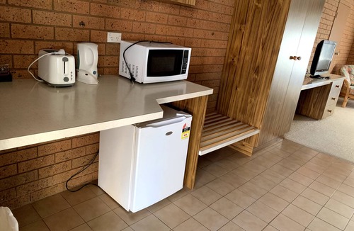 Tocumwal Hotel | Kingswood Motel