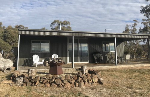 Maffra House | Kinross Cottage - an idyllic self-contained farm stay in Bungarby, NSW.