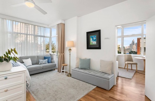 Kirribilli Apartment | Kirribilli - KIR02 - Carabella - Bright 1BR with Iconic Harbour Views Balcony in Peaceful City Fringe Location