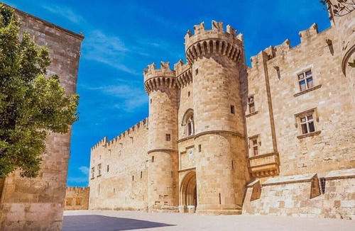 Rhodes Old Town House | Knights Golden Loch - Rhodes Unique Getaway