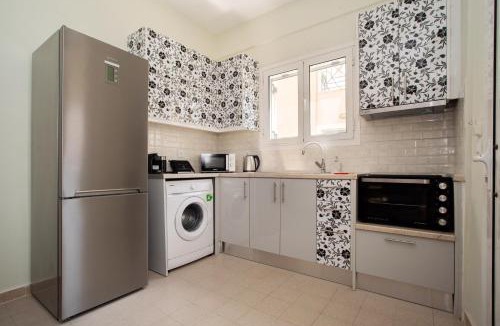 Melikia Apartment | Kostas River 2-bedroom house