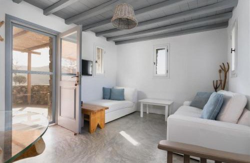 Serifos Apartment | Koukios Cell