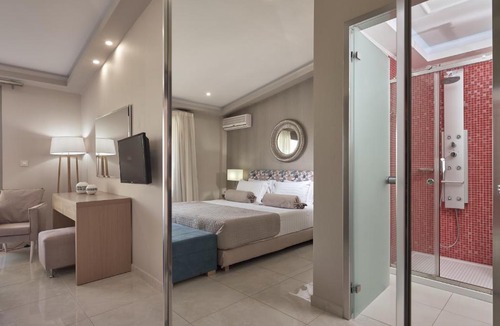 Alykes Hotel | Koukounaria Hotel & Suites