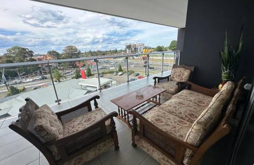 Blacktown Apartment | KozyGuru/Blacktown/3 Bedroom APT/NBL005