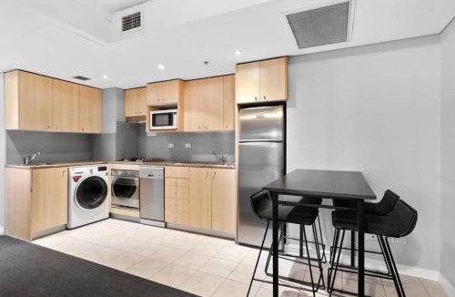 Haymarket Apartment | KozyGuru | Haymarket | High Level 2B APT 16
