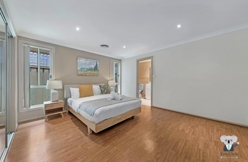 Penrith Apartment | KozyGuru | Penrith | Cosy 4BED House | Free Internet