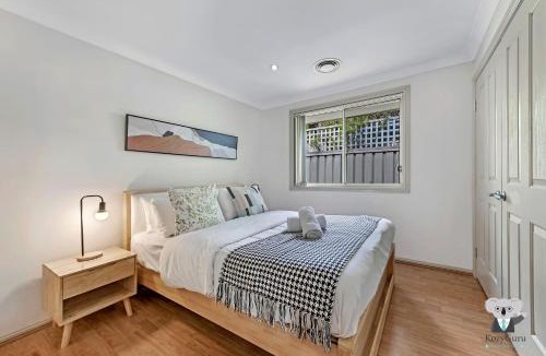 Penrith Apartment | KozyGuru | Penrith | Cosy 4BED House | Free Internet