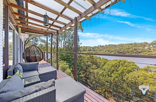 Padstow Heights House | KozyGuru | Waterfront Holiday House with Kayak