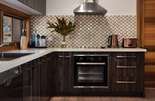 Hepburn House | Kurrajong Retreat - (a private retreat for individuals and couples)
