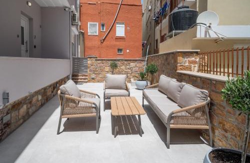 Chios Town Apartment | Kyra's Luxury Suites 1