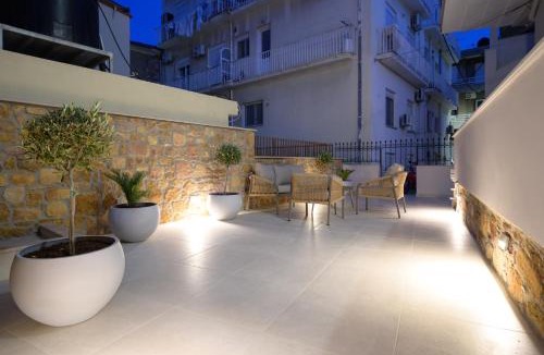 Chios Town Apartment | Kyra's Luxury Suites 1
