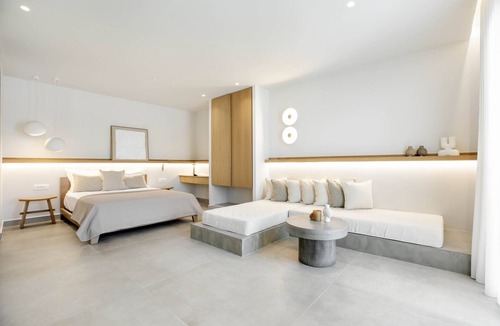 Loutra Hotel | Kythnos Blue - Suite 2 Loutra Beach & Sea View
