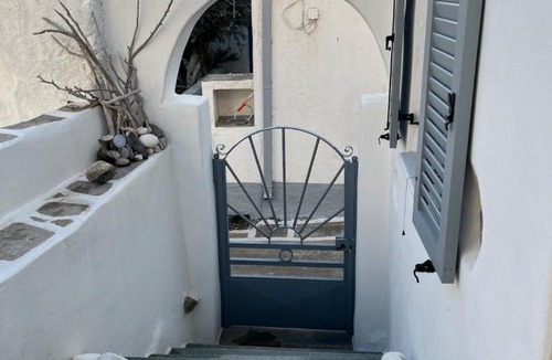 Vivlos Villa | La Casa Bianca Naxos
