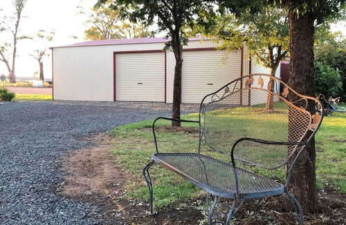 Dubbo Apartment | Labanna Retreat Peaceful, safe, rural setting
