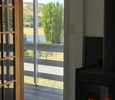 Kalkite House | Lake Jindabyne Lodge