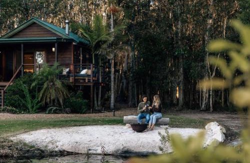 Peregian Beach Bed & Breakfast | Lake Weyba Cottages Noosa