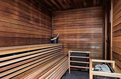 Falls Creek Hotel | Lakeside Falls Creek