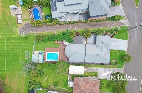 Oak Flats House | Lakeside Haven