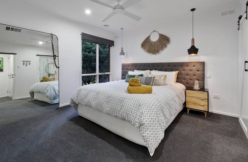 Yarrawonga House | Lakeside Landing - Waterfront
