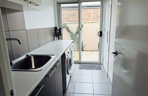 Nagambie House | Lakeside Nagambie: 4 BR, 2 BA House in nagambie, Sleeps 8