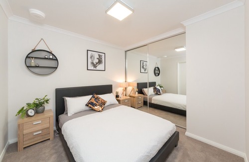 Rockingham Apartment | Lakeview Suite 06 - Heart of Rockingham