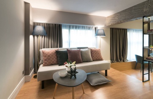 Gazi Villa | Lavish Athens Loft | Zephyr Loft | 1 Bedroom | Superb City Views | Prime.