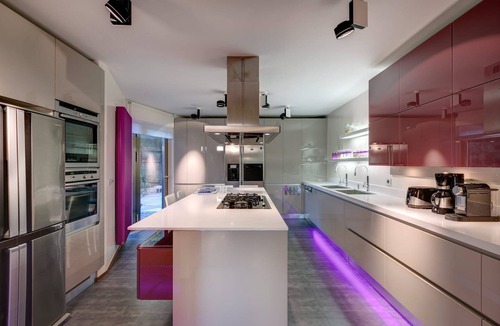 Saronikos Villa | Lavish Athens Villa | Villa Melody | 4 Bedrooms | Beachfront!