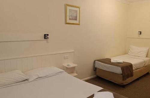 Swan Hill Hotel | Lazy River Motor Inn