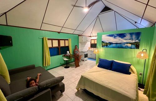 Fare Ski Chalet | « Le Green House » by Meri lodge Huahine