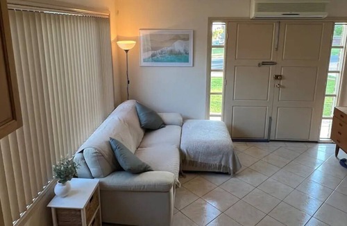 St. Georges Basin House | Le SHACK - Palm Beach - Full Wheelchair Access