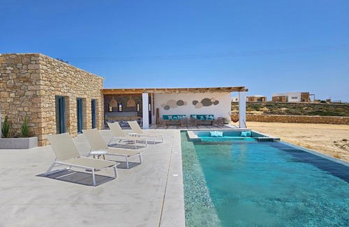 Koufonisia Villa | Lefki Sokolata