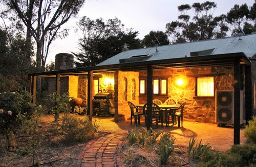 Moculta Cottage | Lemke Cottage, Moculta. In the beautiful Barossa Valley of South Australia