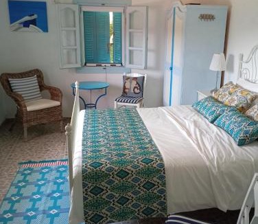 Grizokambos House | Lemon Tree Cottage