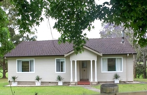 Lemon Tree House | Lemon Tree House: 4 Bedroom Oasis
