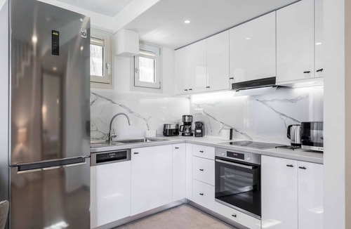 Plaka Villa | Lemonia Plaka - Two Bedroom Villa, Sleeps 4