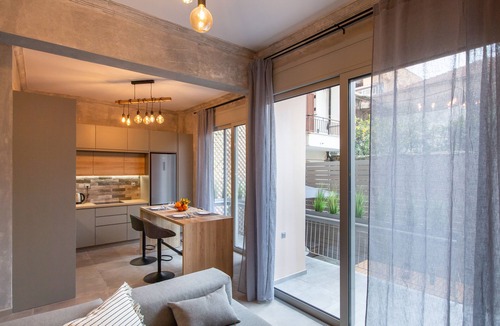 Gefira Mpania Apartment | Lepanto Luxury Apartments GF