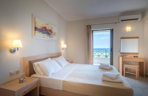 Xirokastello Hotel | Levantino Studios
