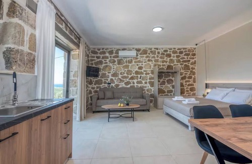 Limeniskos Apartment | Liastera Luxury Apartments & studios