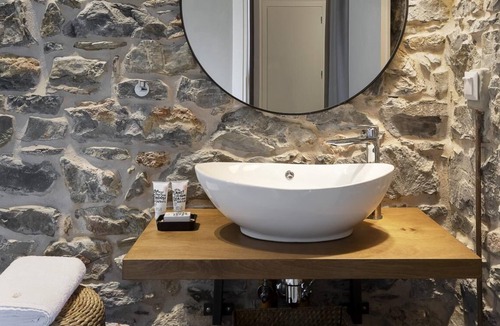 Sourpi Apartment | Lichnos Luxury Suite