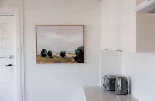 Trevallyn Apartment | Light and Bright Trevallyn Stay with River Views