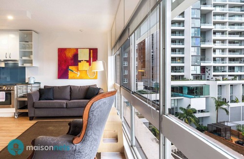 Elizabeth Bay Apartment | Light Filled 1BR Retreat with Car Park & Pool
