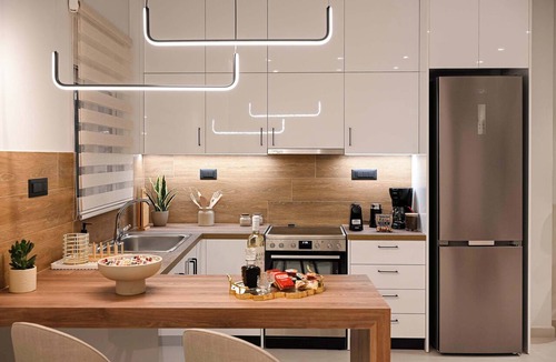 Patras Apartment | Light & Kozy Residence - Jacuzzi Lux Stay in Patra