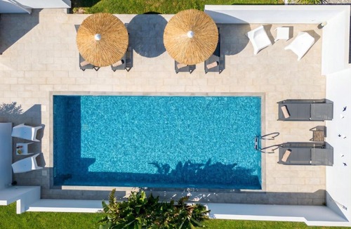 Zipari Villa | Lilu Villa 1 with Private Pool and Seaview