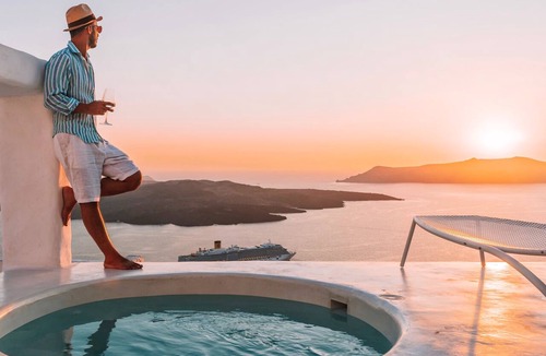 Fira Bed & Breakfast | Limestone