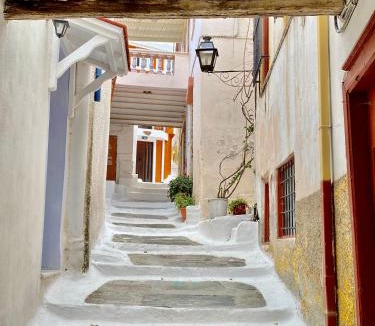 Ioulida Apartment | Lion House II