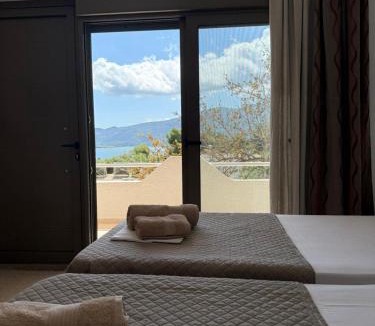 Poros Apartment | Lions 2 Studios & Apartments, Poros Island.