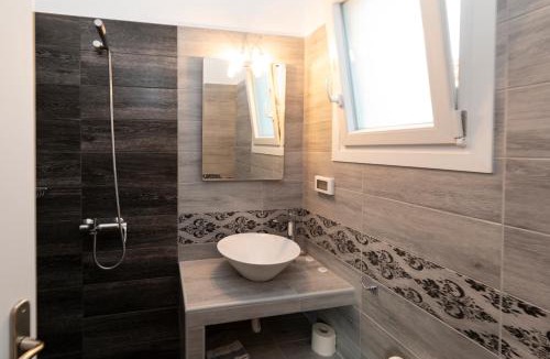 Kamares Apartment | Litsa Rooms
