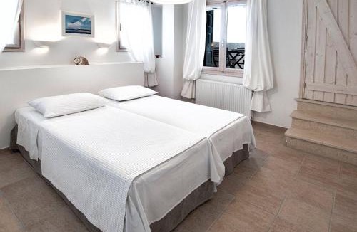 Anaxos Apartment | Little Bird Lesvos