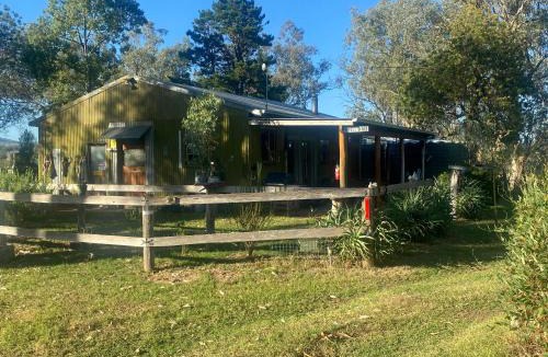 Wallabadah Apartment | Little House in the Nursery grounded and welcoming